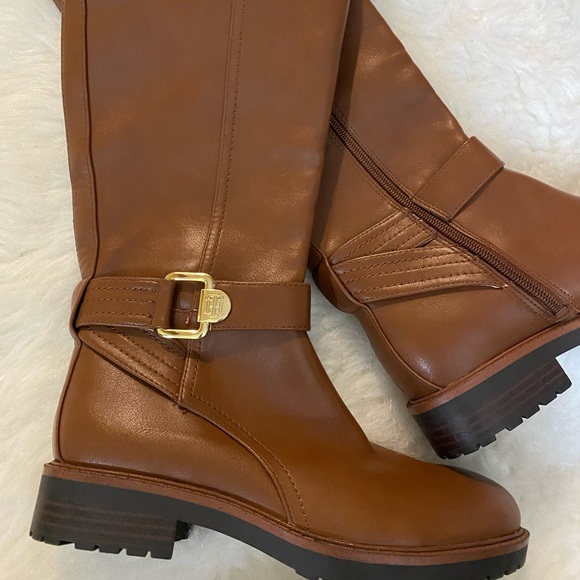 New Tommy Hilfiger boots. No box - Picture 3 of 3